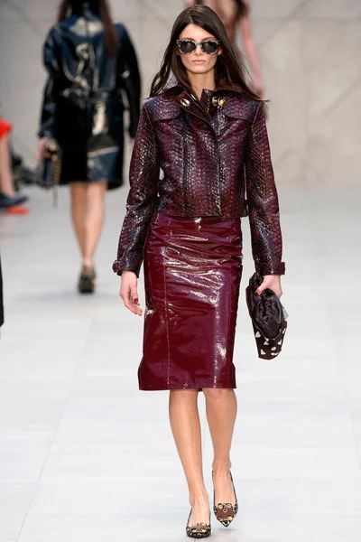 Look 9